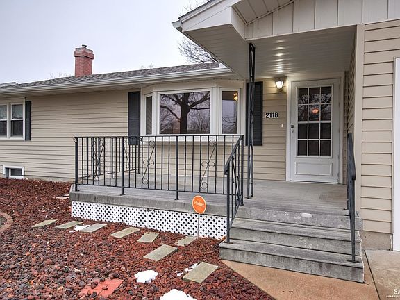 2nd image of 2118 Nottingham Dr