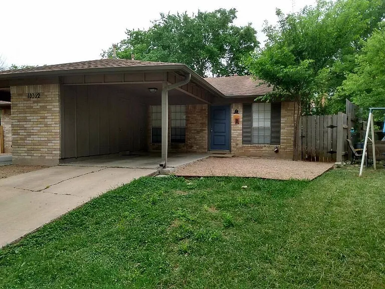 10302 Little Pebble Dr #B — Photo 15