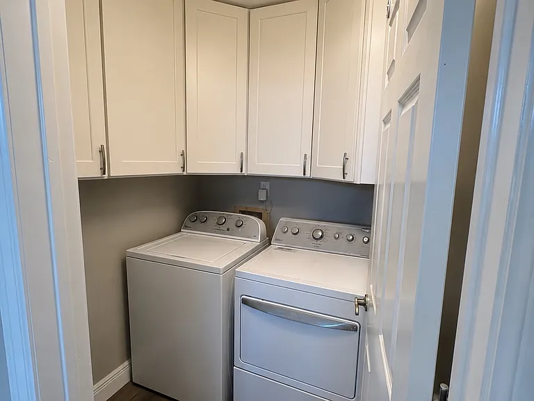 1752 Crescent Creek Ln — Photo 15