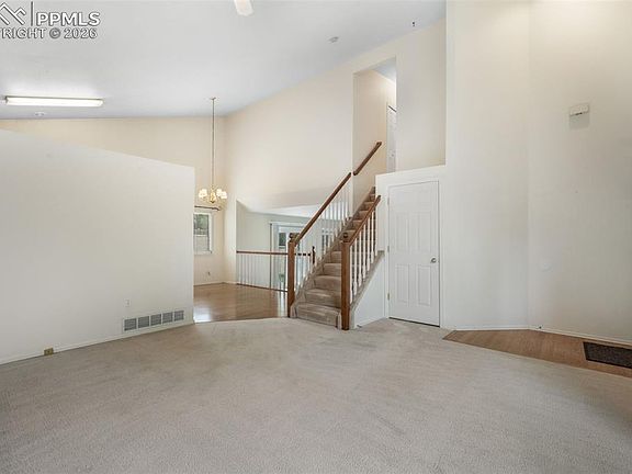 5th image of 3390 Richmond Dr