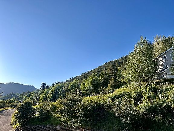 Whiskey Hill Location