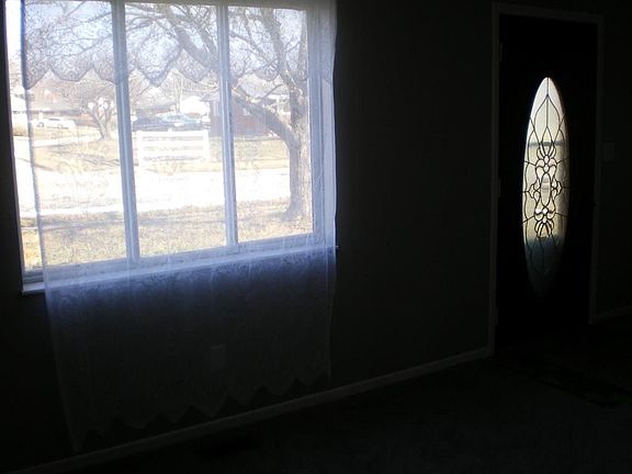 2nd image of 6671 Ravenna Ave