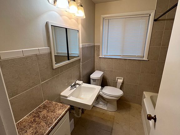5th image of 5110 Allen Dr #2