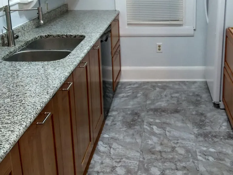 1328 Fry Ave #1 — Photo 4