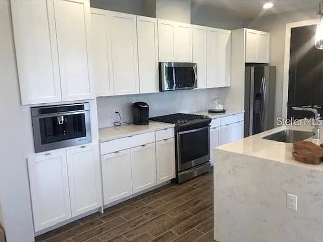 15349 Shonan Gold Dr — Photo 2