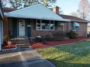 11 Rivercrest Dr, Portsmouth, VA 23701