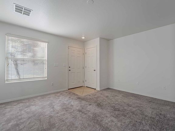 4th image of 8266 Amphora St