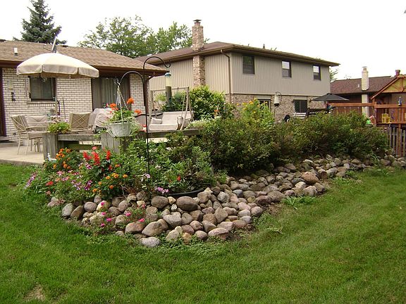 Fully Landscaped Yard