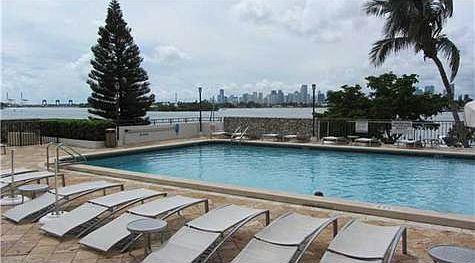 3rd image of 11 Island Ave APT 706