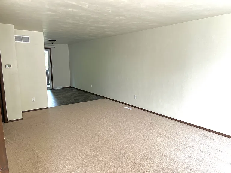 60 Soltis Dr — Photo 7