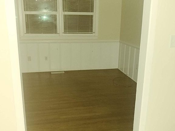 3rd image of 34 Minton Dr