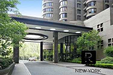 Rented by R New York