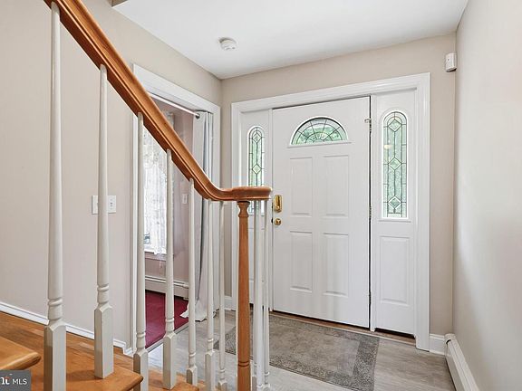 3rd image of 24634 Pealiquor Rd