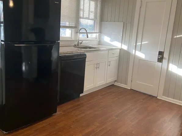 922 Academy St #3, Charlotte, NC 28205