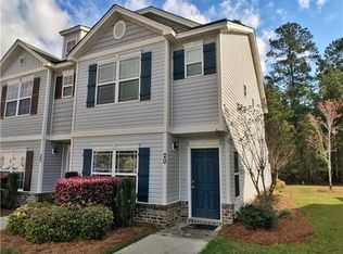 20 Winter Lake Cir, Savannah, GA 31407