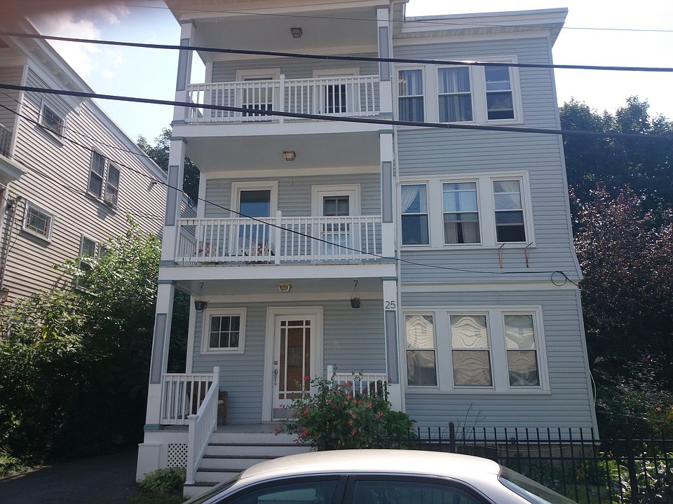 2nd image of 25 Gartland St #1