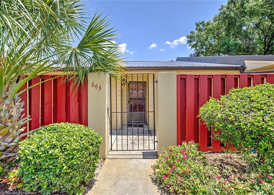 1st image of 663 Broadmoor Cir