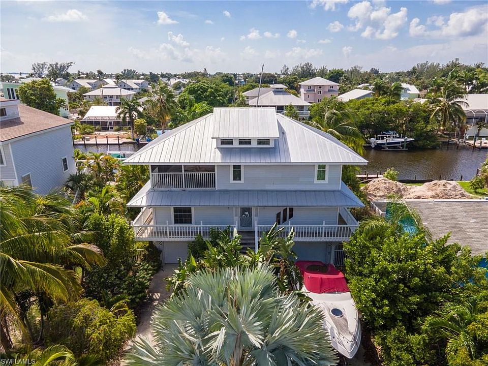 1st image of 2309 Carambola Ln