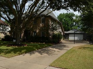 8213 Rio Grande St, Jersey Village, TX 77040
