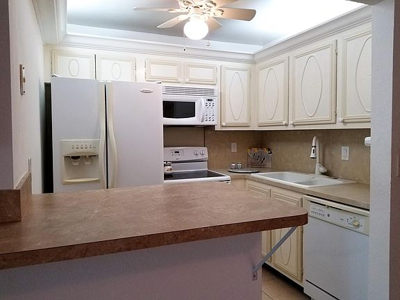 4th image of 150 Cypress Club Dr APT 514