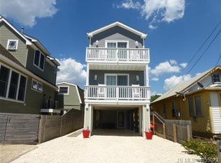 2113 Central Ave, Ship Bottom, NJ 08008