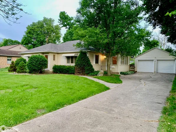 504 S Vine St, Jefferson, IA 50129