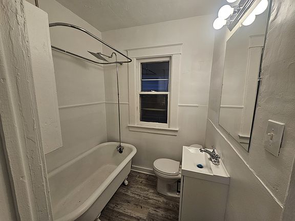 3rd image of 2615 Ferry Ave #1
