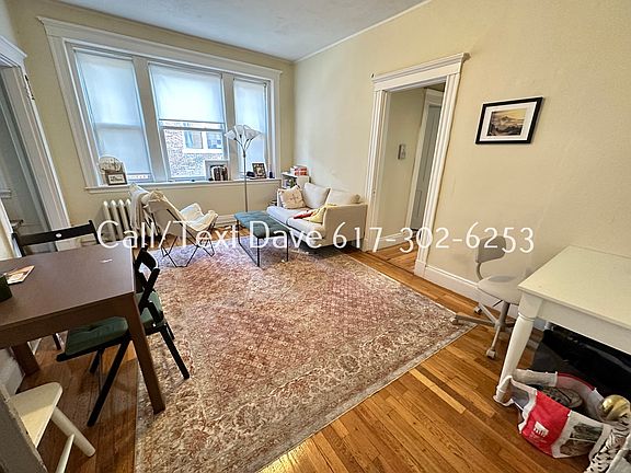 5th image of 225 Kelton St #24