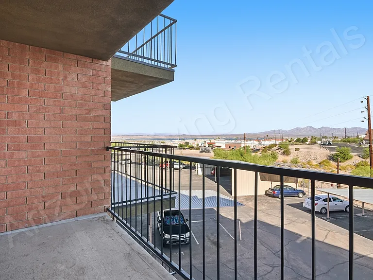 89 Acoma Blvd N #18 — Photo 14