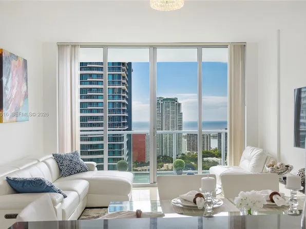 79 SW 12th St, Miami, FL