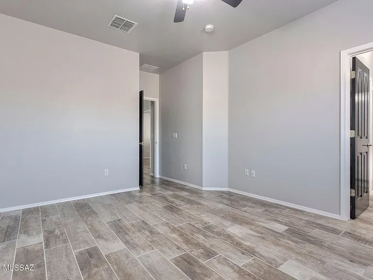 8348 N Wind Swept Ln — Photo 9