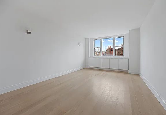 4th image of 61 Jane St APT 12G