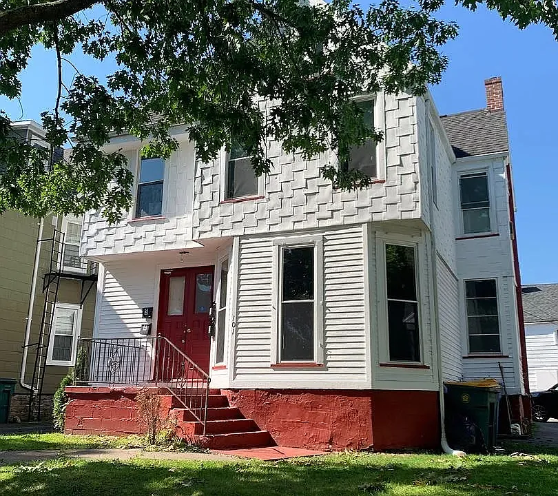 101 Thorndale Ter #2