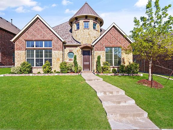 2nd image of 14129 Susana Ln