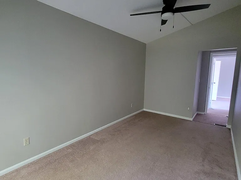 1018 College Rd — Photo 12
