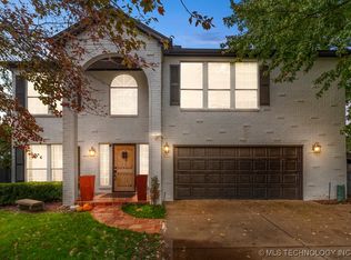 8222 S Delaware Pl, Tulsa, OK 74137