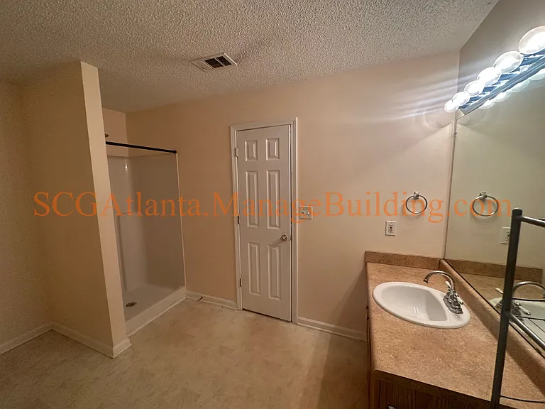 152 Willow Springs Ln — Photo 9