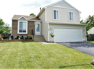 257 Hackberry Dr, Streamwood, IL