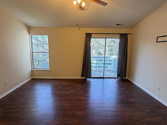 5th image of 9611 Vinca Cres #G