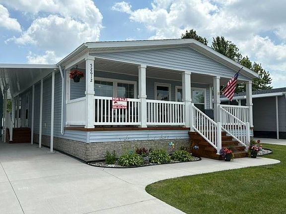 3rd image of 52612 Springfield Ct