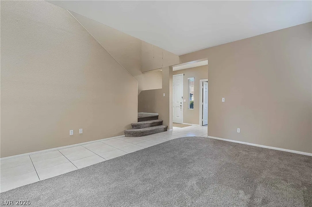 4 bed, 3.0 bath, 2047 sqft, $2,250 — Photo 4