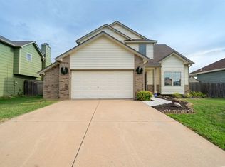 9014 E Scott St, Wichita, KS 67210