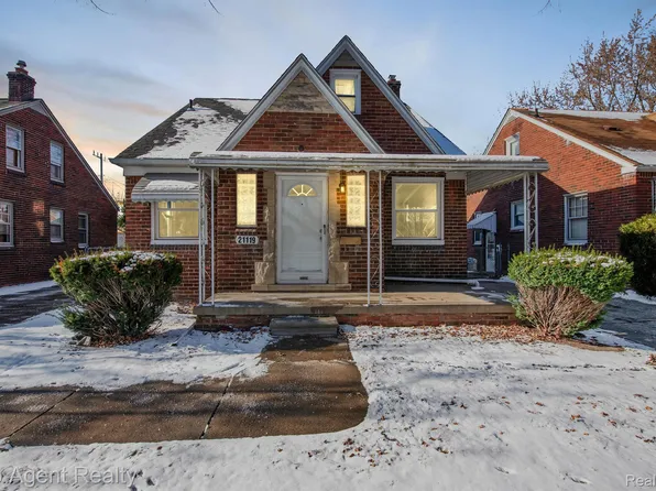 21119 Redmond Ave, Eastpointe, MI 48021