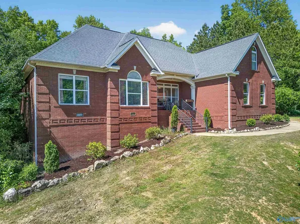 6074 Chula Vista Rd, Southside, AL 35907