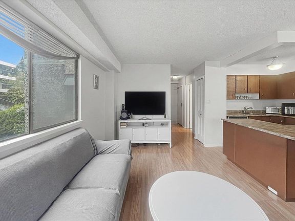 2nd image of 47 Agnes St #305