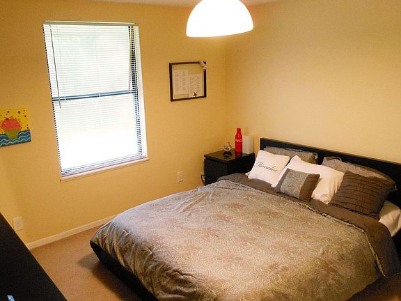 5th image of 1108 Errol Place Cir