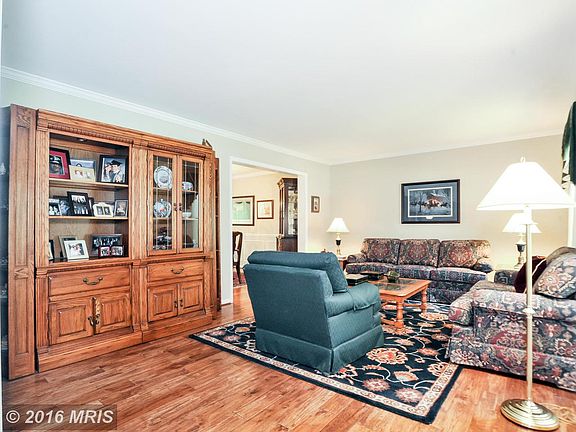 5th image of 9405 Meadow Crossing Way