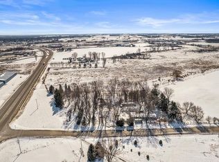 W865 Hall Rd, Columbus, WI 53925