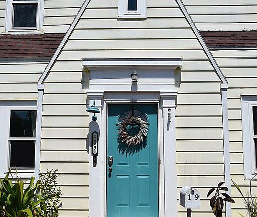 3rd image of 129 84th Ave N