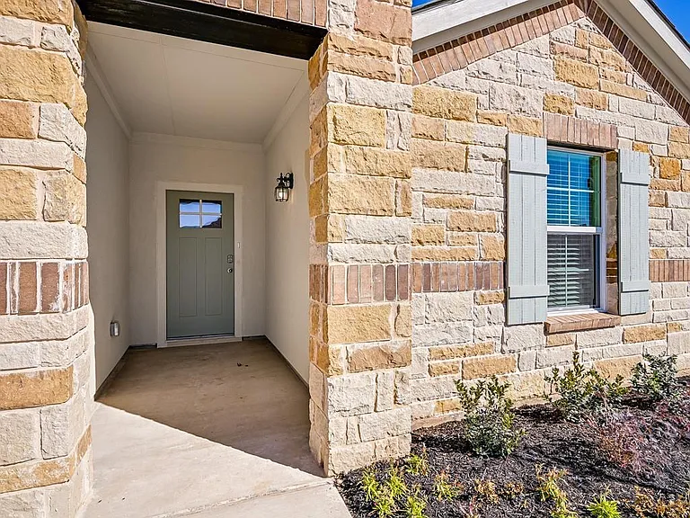 2632 Indian Clover Trl — Photo 2